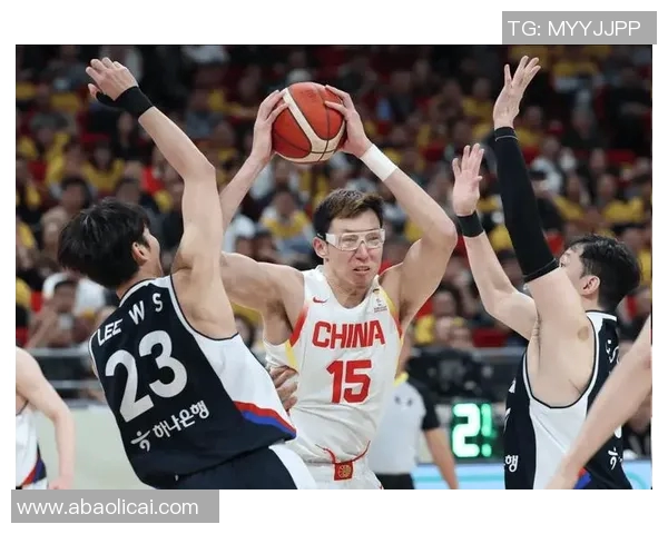周琦在国际赛场的表现引发热议球迷期待他带领中国篮球再创辉煌